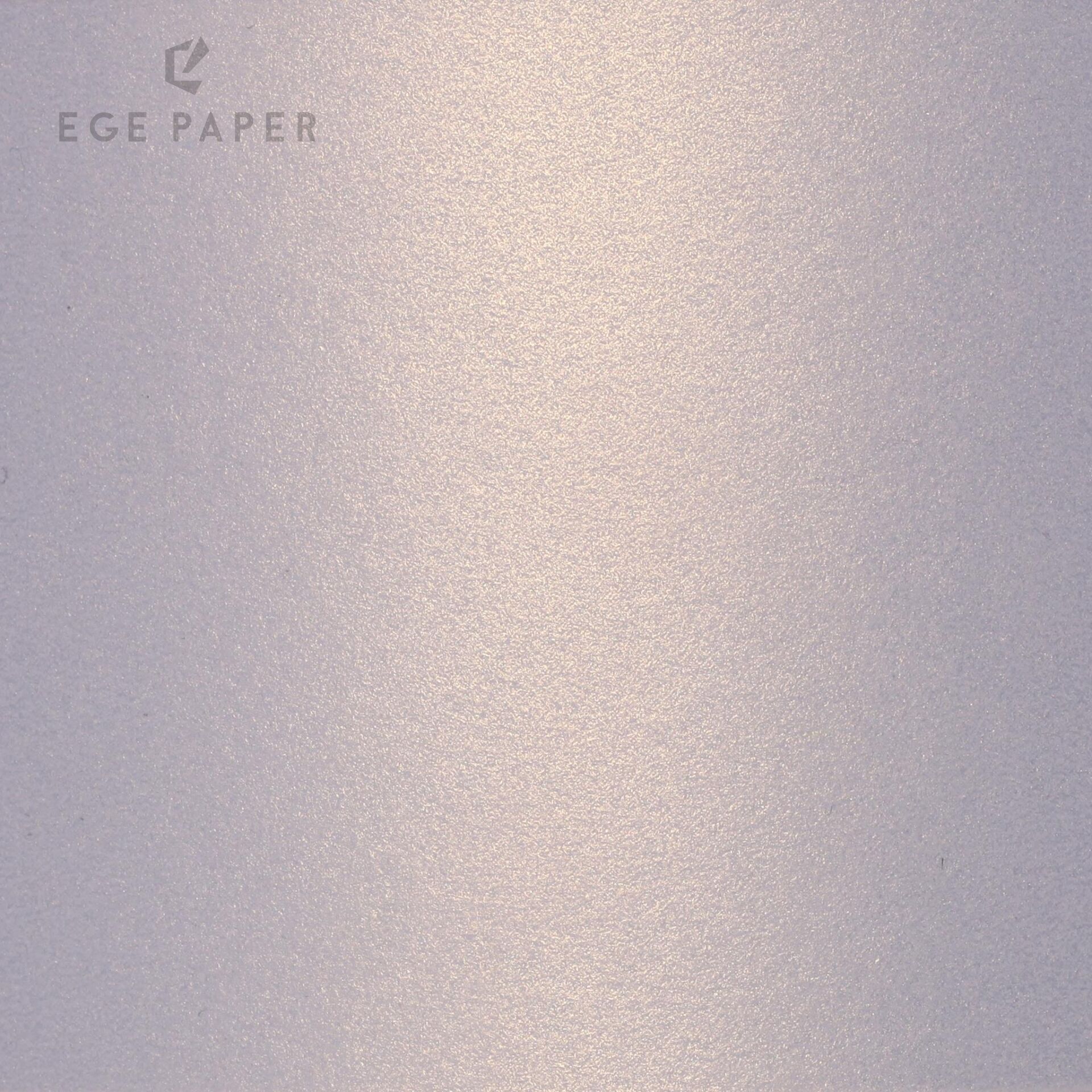 YANAR METALLIC REVOLVING WHITE 350G is 70x100cm